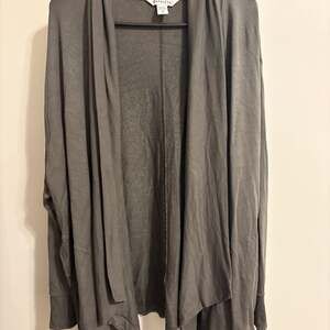Athleta Pranayama Restore Wrap Open Front Cardigan in Heathered Grey XL